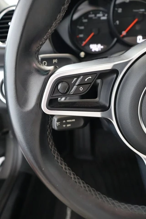 2017 Porsche 718 Boxster - Image 10 of 20