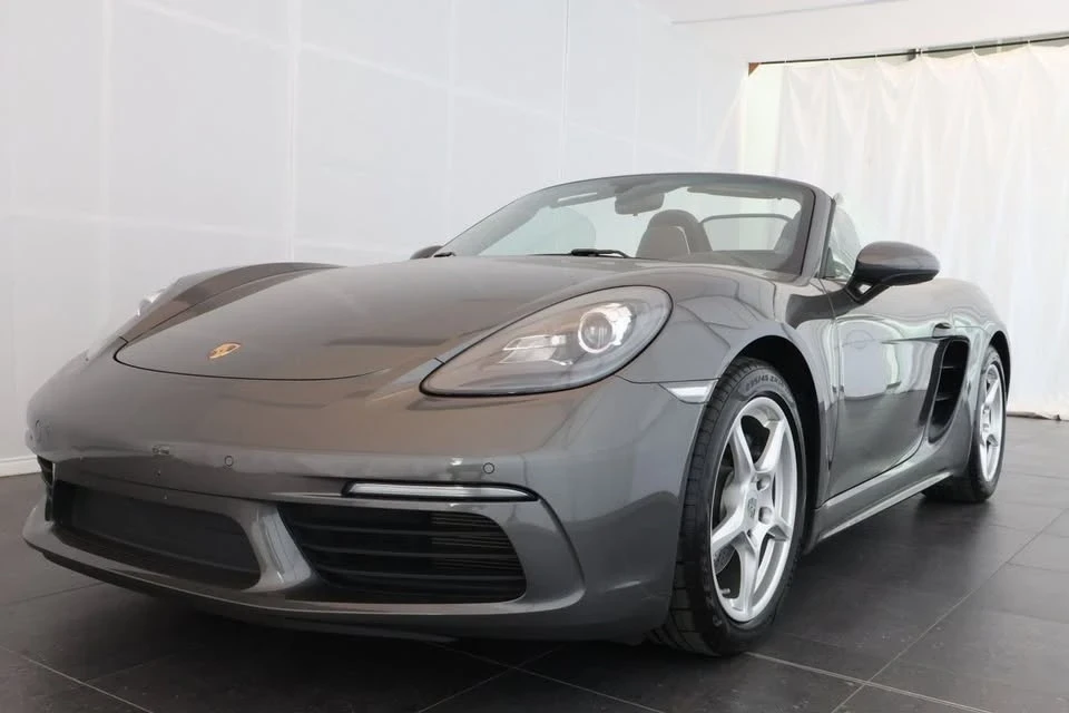 2017 Porsche 718 Boxster - Image 2 of 20