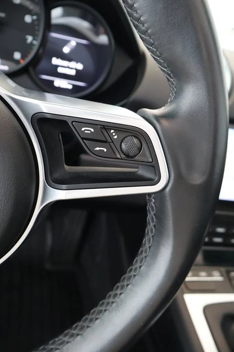 2017 Porsche 718 Boxster - Image 11 of 20