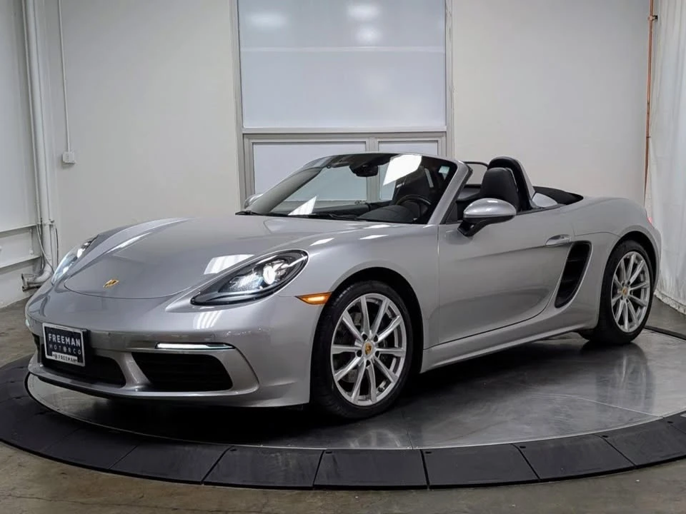 2017 Porsche 718 Boxster - Image 13 of 20