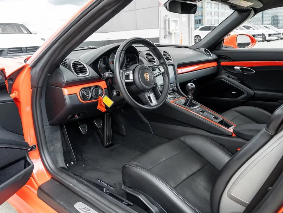 2017 Porsche 718 Boxster S - Image 6 of 9