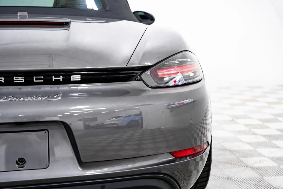 2017 Porsche 718 Boxster S - Image 9 of 20