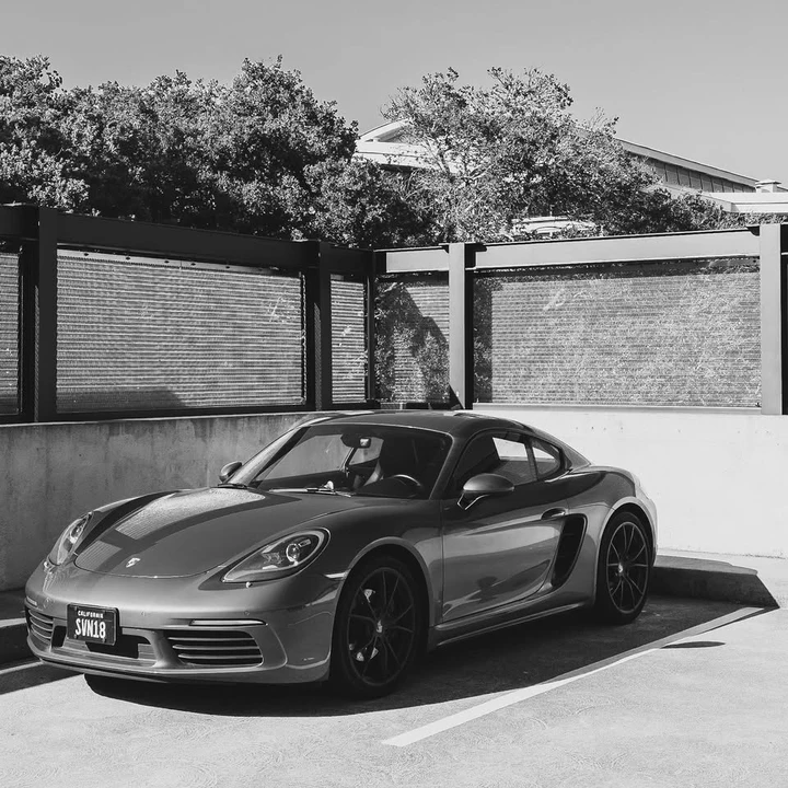 2017 Porsche 718 Cayman - Image 10 of 12