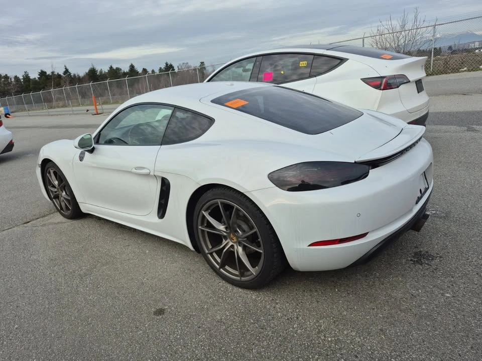 2017 Porsche 718 Cayman - Image 3 of 9