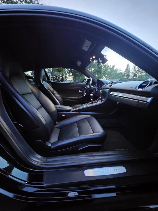 2017 Porsche 718 Cayman - Image 16 of 16