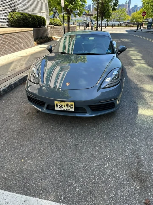 2017 Porsche 718 Cayman - Image 7 of 16