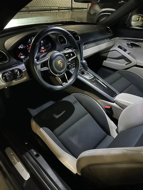 2017 Porsche 718 Cayman - Image 15 of 16