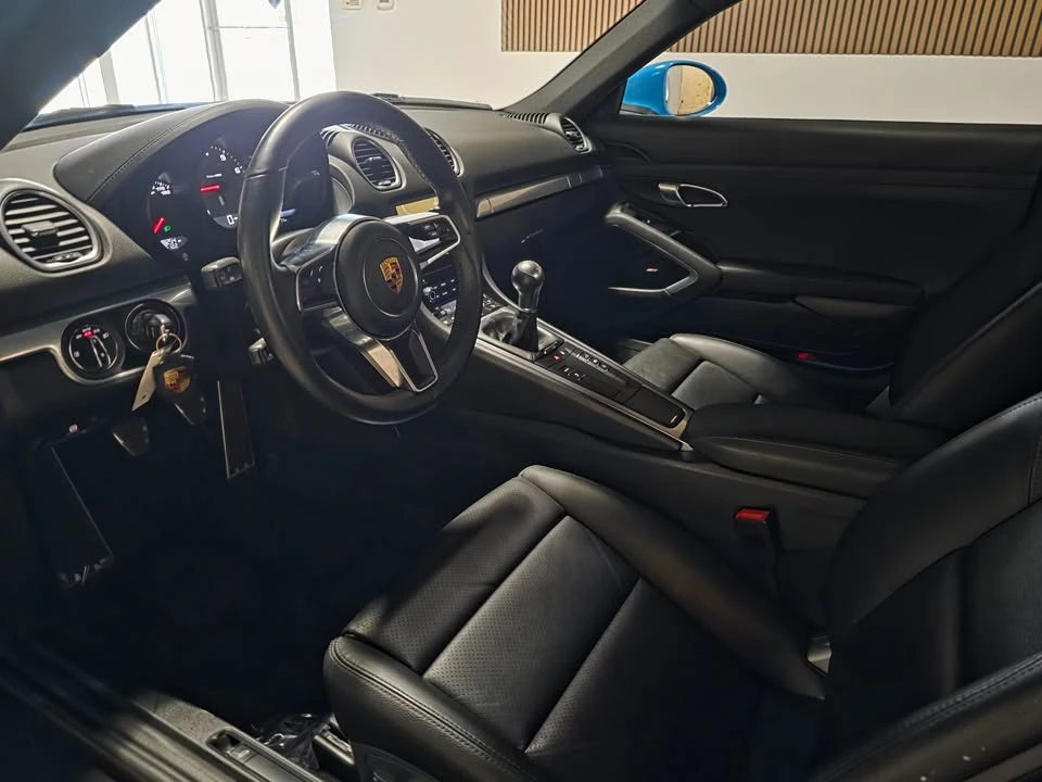 2017 Porsche 718 Cayman S - Image 8 of 20