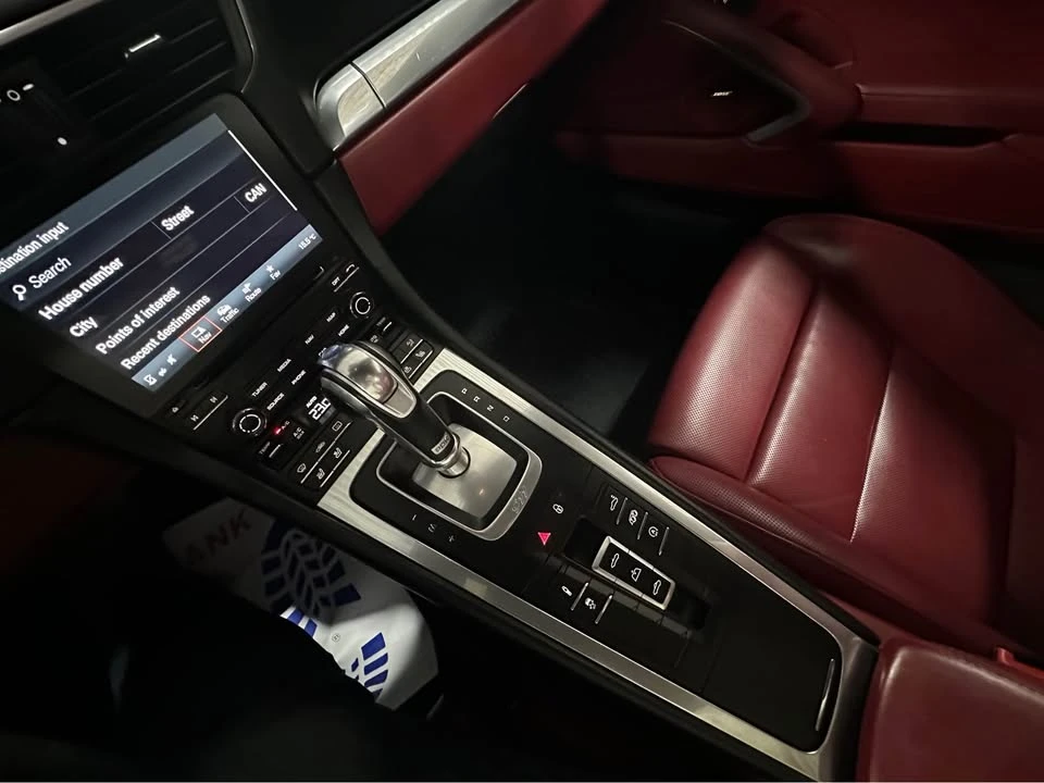 2017 Porsche 991 Carrera - Image 9 of 10
