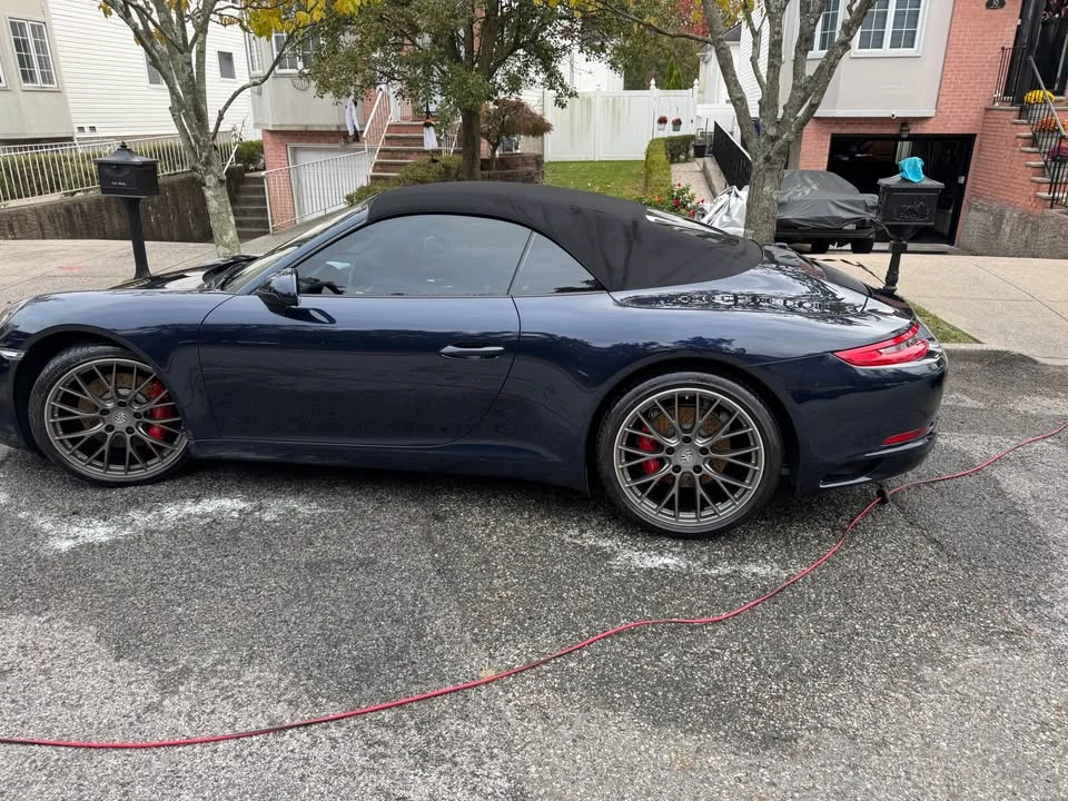 2017 Porsche 911 - Image 2 of 10