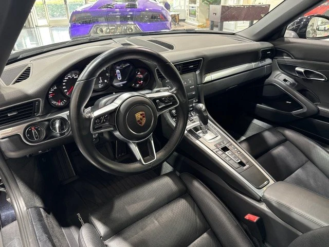 2017 Porsche 911 - Image 9 of 20