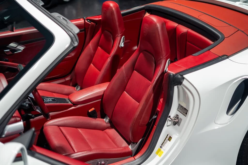 2017 Porsche 991 Carrera - Image 31 of 31