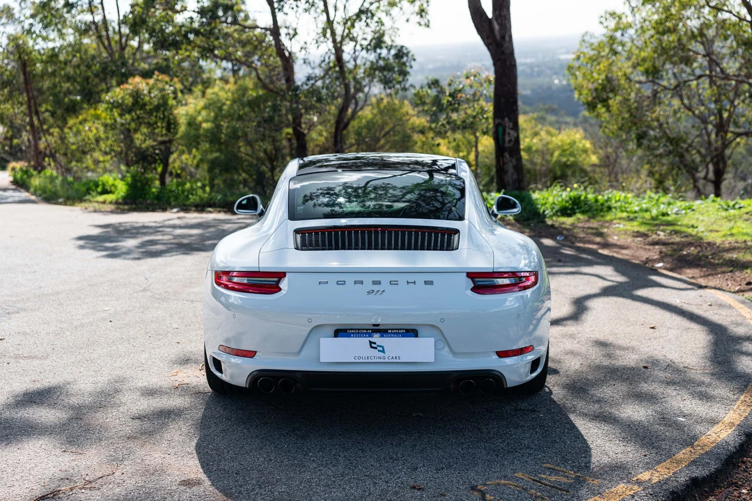 2017 Porsche 991 Carrera - Image 6 of 31