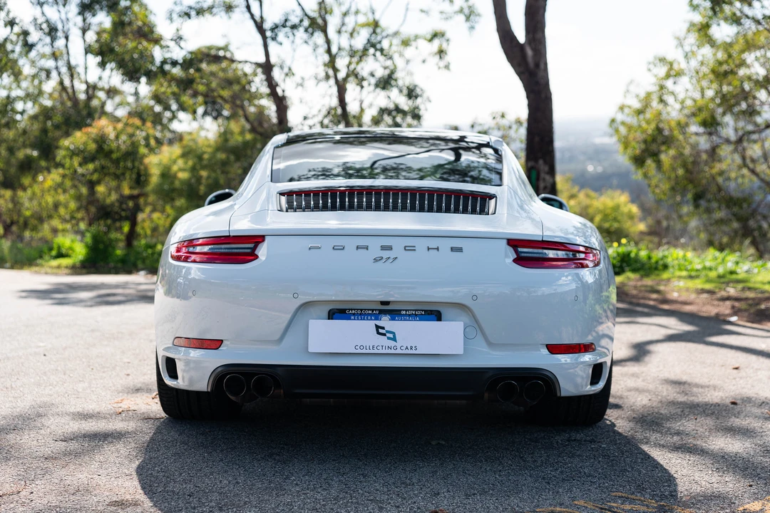 2017 Porsche 991 Carrera - Image 11 of 31