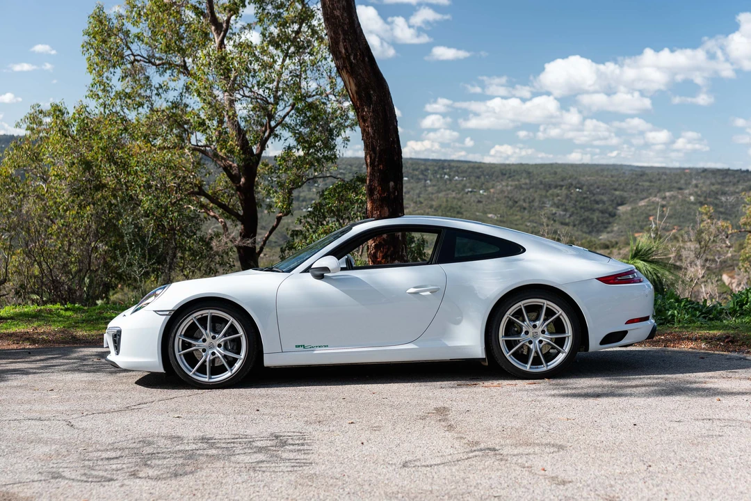 2017 Porsche 991 Carrera - Image 8 of 31