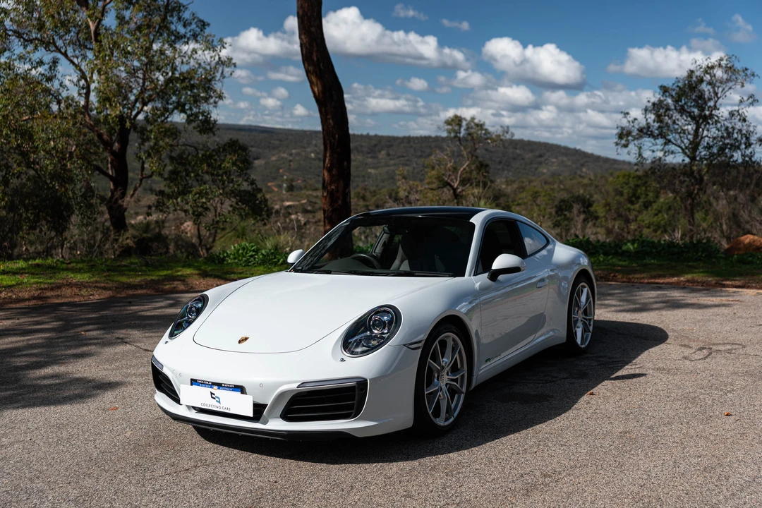 2017 Porsche 991 Carrera - Image 14 of 31