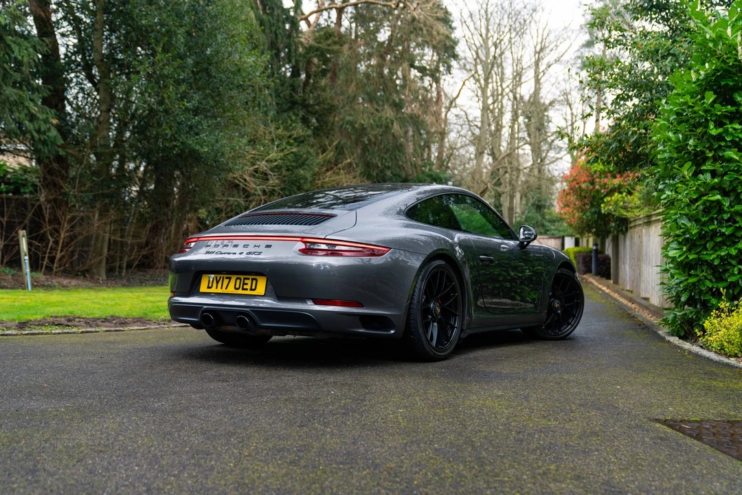 2017 Porsche 991 Carrera GTS - Image 5 of 31