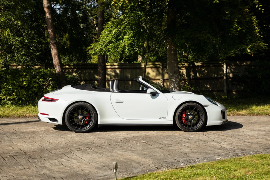 2017 Porsche 991 Carrera GTS - Image 16 of 31