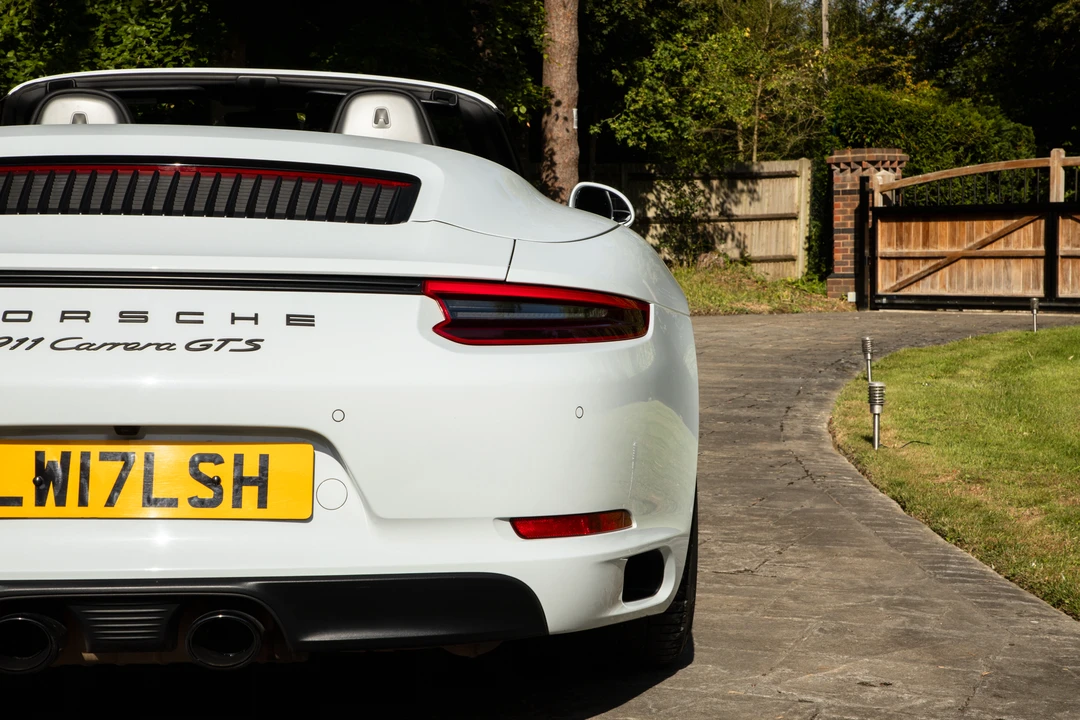 2017 Porsche 991 Carrera GTS - Image 26 of 31