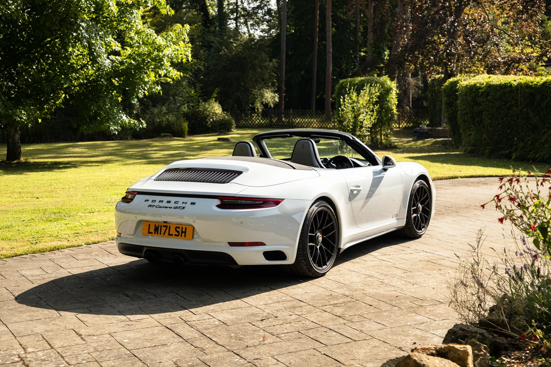 2017 Porsche 991 Carrera GTS - Image 7 of 31