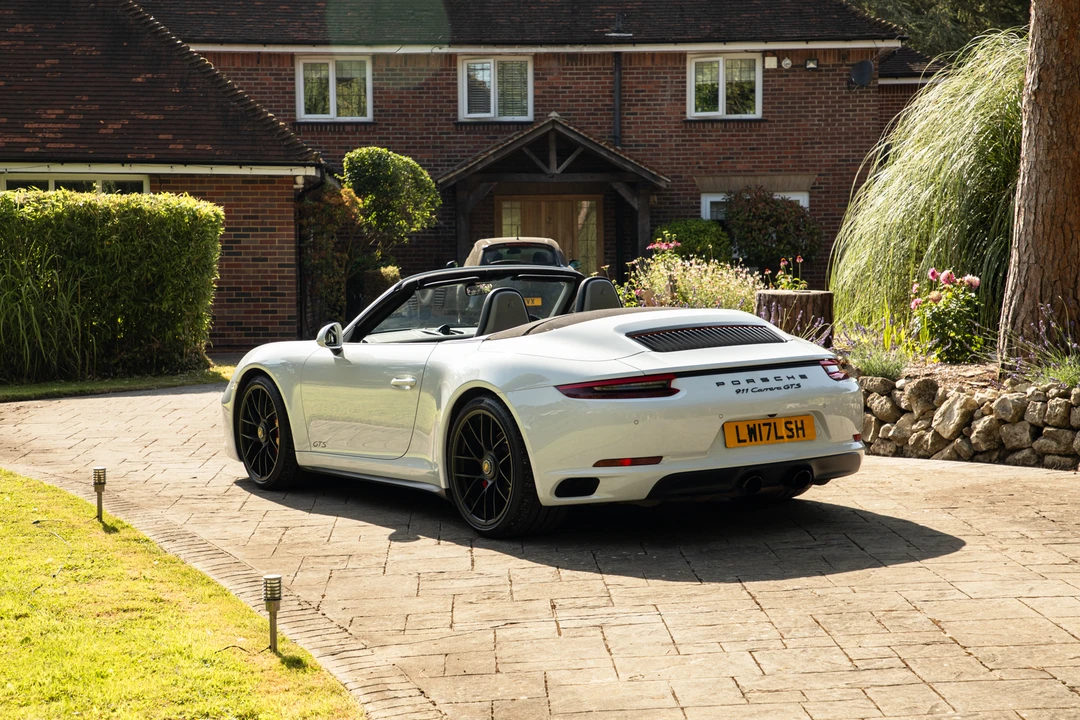 2017 Porsche 991 Carrera GTS - Image 13 of 31