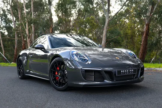 2017 Porsche 911 Carrera GTS