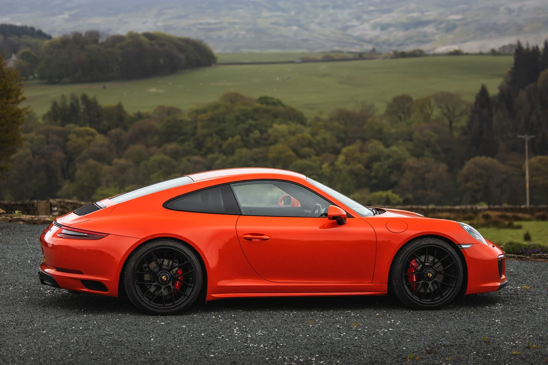 2017 Porsche 991 Carrera GTS - Image 8 of 31