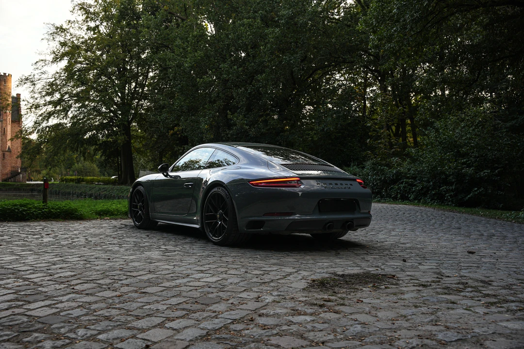 2017 Porsche 991 Carrera GTS - Image 8 of 31