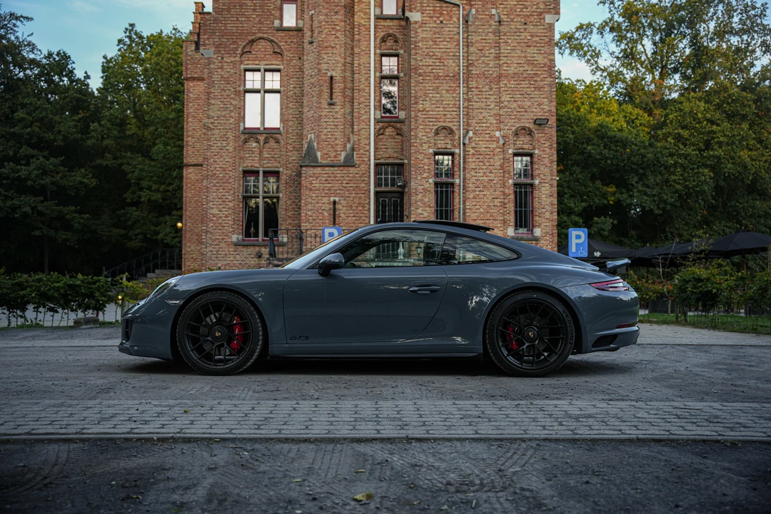 2017 Porsche 991 Carrera GTS - Image 9 of 31