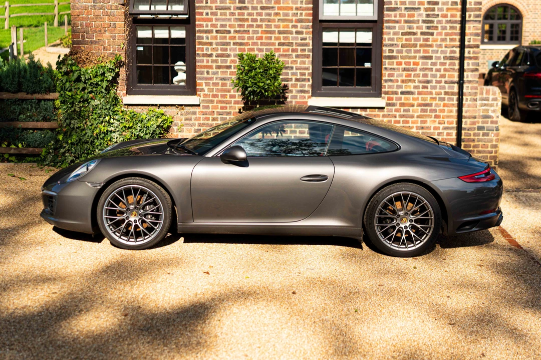 2017 Porsche 991 Carrera - Image 18 of 31