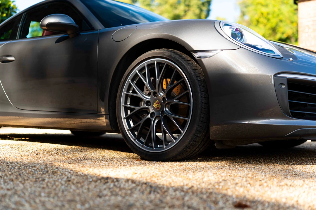 2017 Porsche 991 Carrera - Image 30 of 31