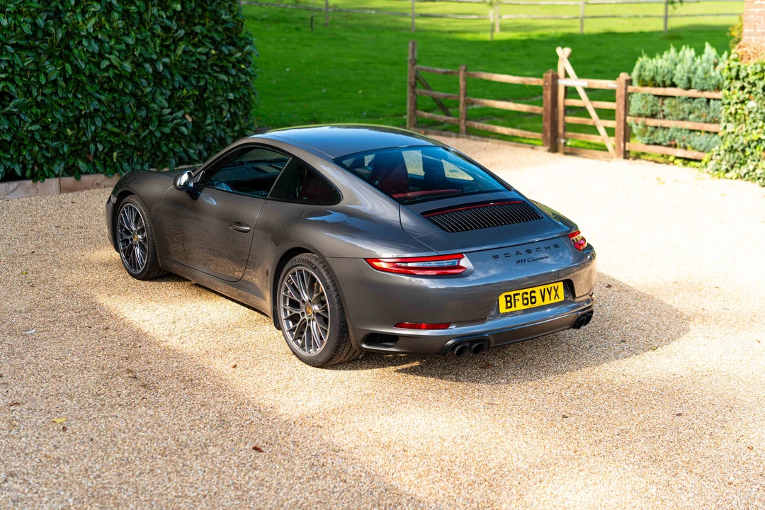 2017 Porsche 991 Carrera - Image 17 of 31