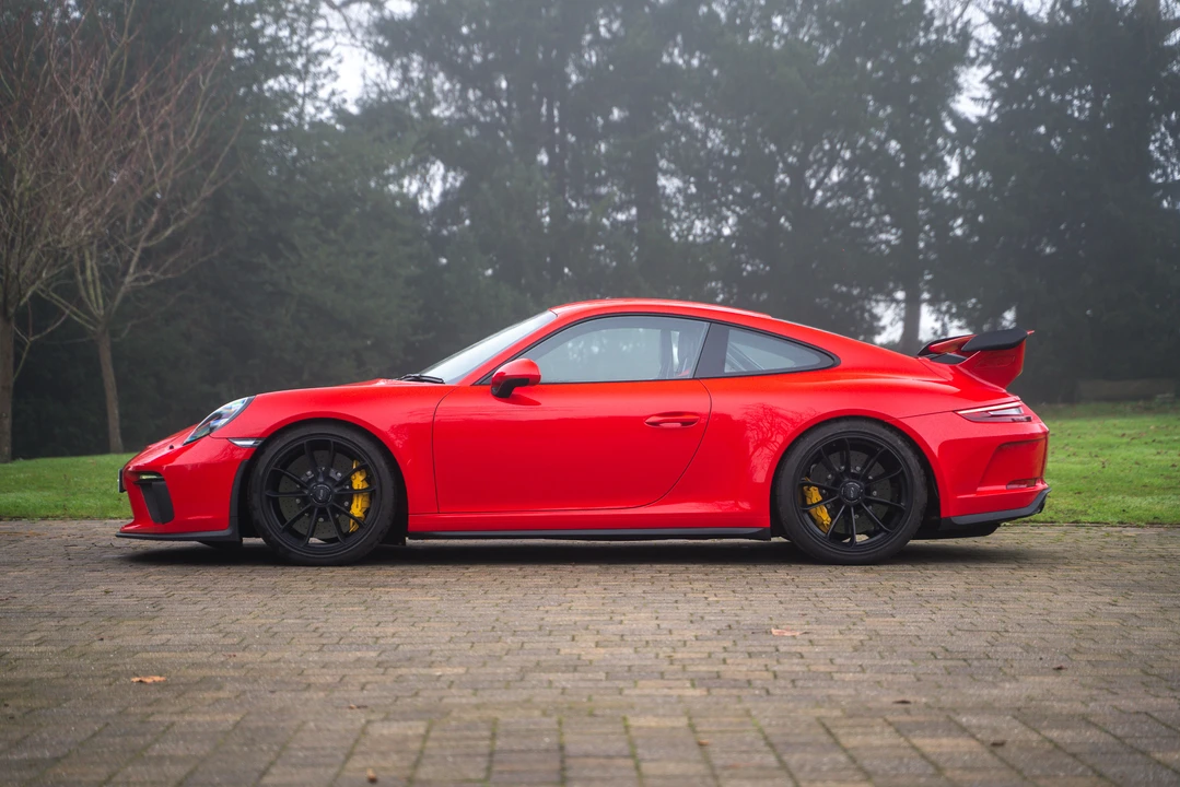 2017 Porsche 991 GT3 - Image 4 of 31