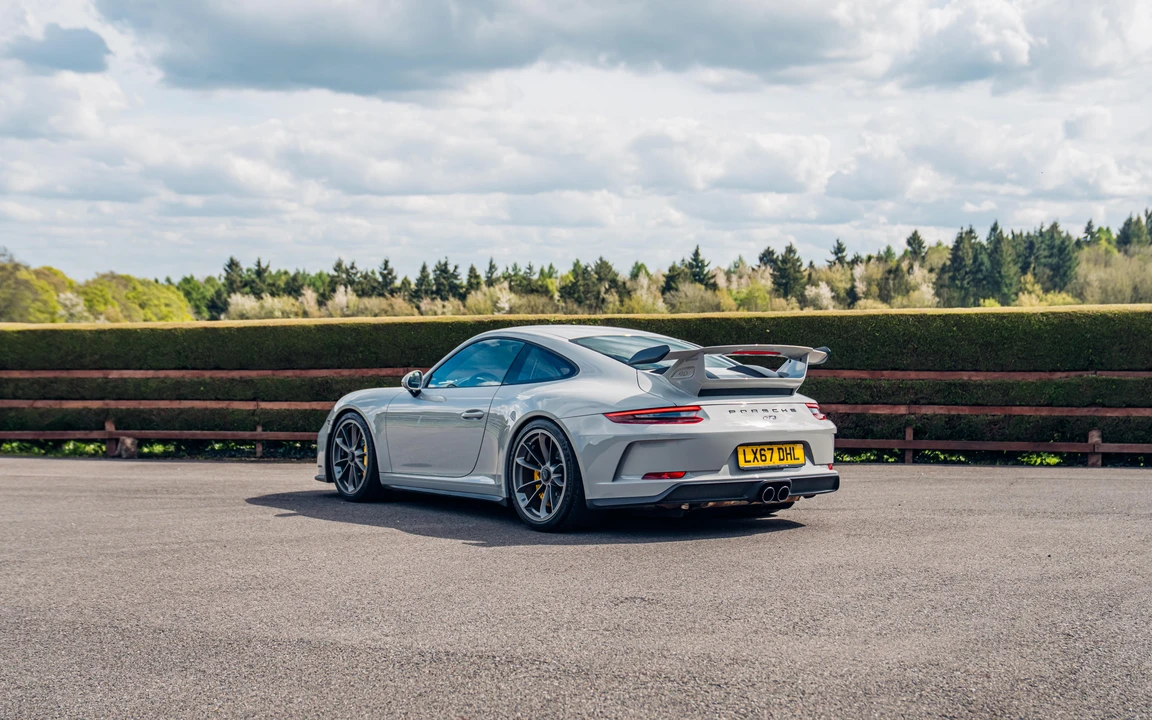2017 Porsche 991 GT3 - Image 5 of 31