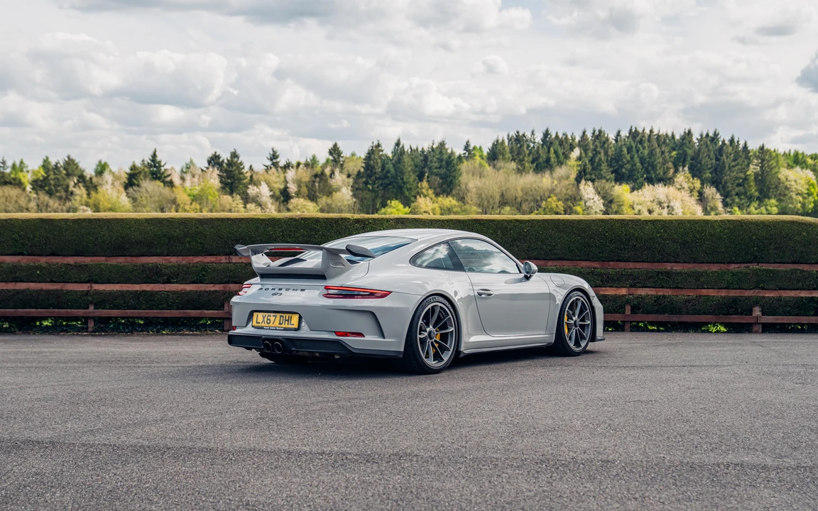 2017 Porsche 991 GT3 - Image 7 of 31