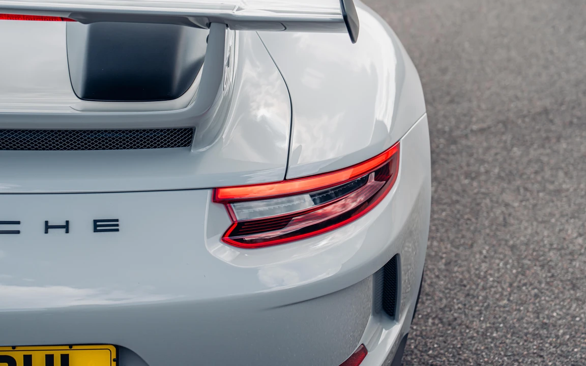 2017 Porsche 991 GT3 - Image 23 of 31