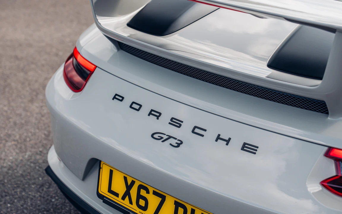 2017 Porsche 991 GT3 - Image 27 of 31