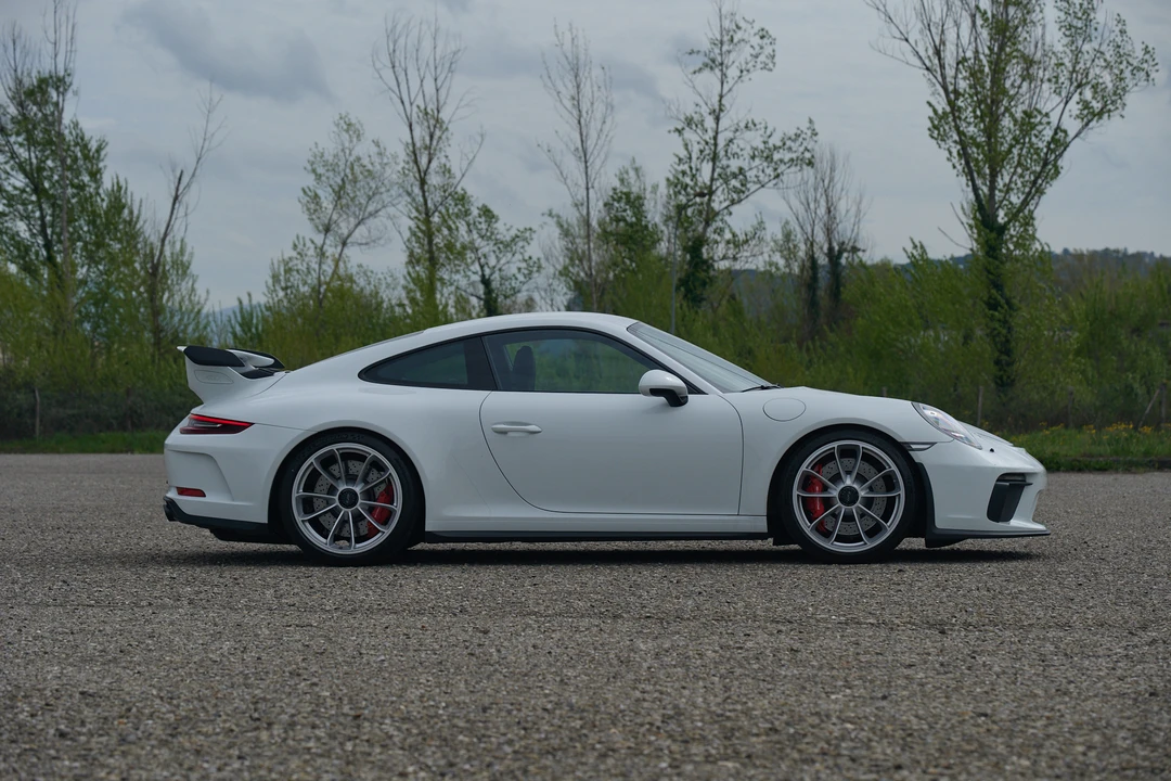 2017 Porsche 991 GT3 - Image 4 of 31