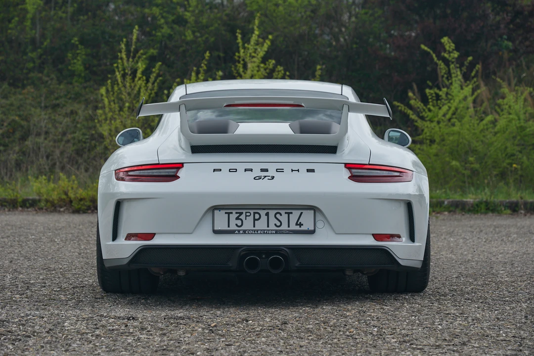 2017 Porsche 991 GT3 - Image 6 of 31