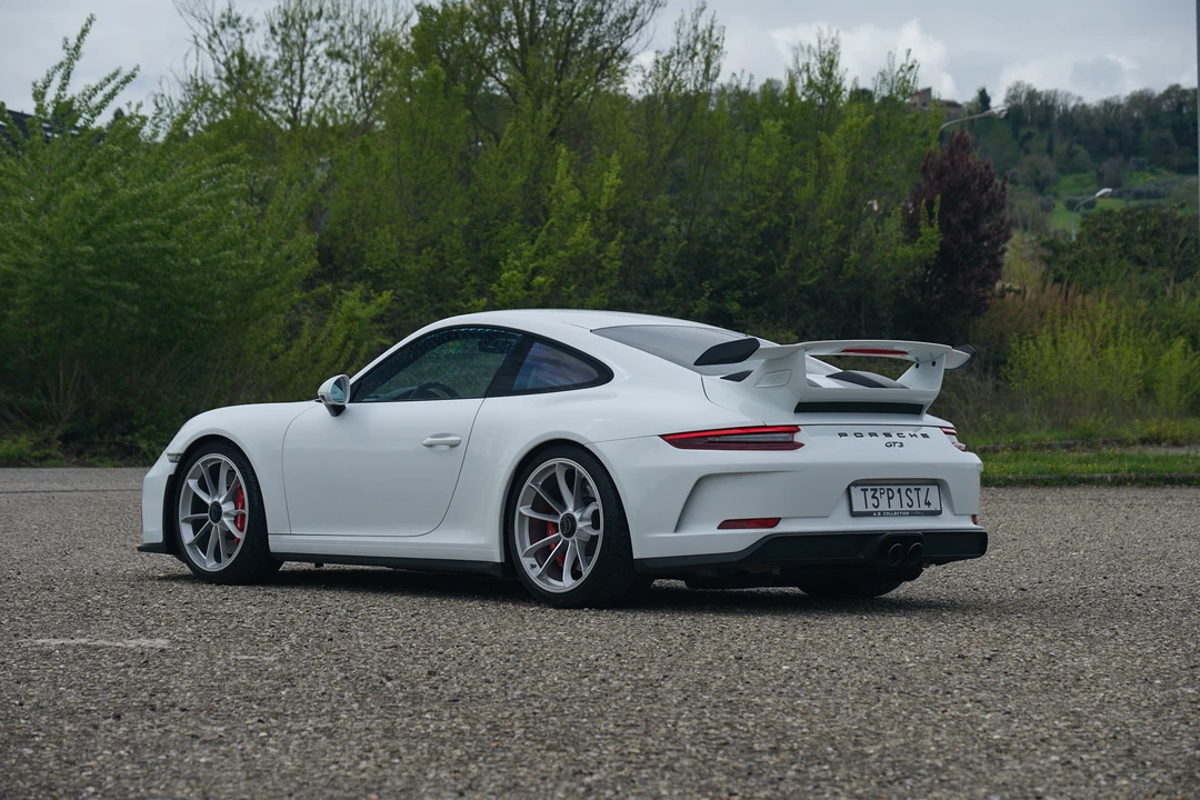 2017 Porsche 991 GT3 - Image 7 of 31