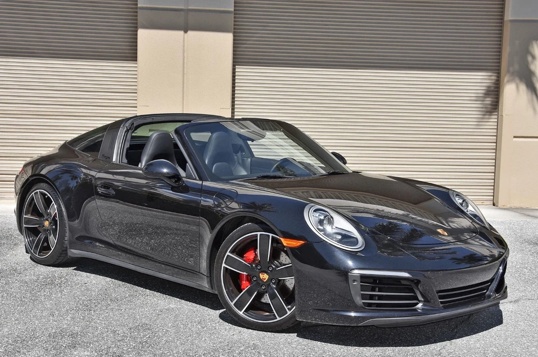 2017 Porsche 991 Targa 4 & 4S - Image 18 of 21