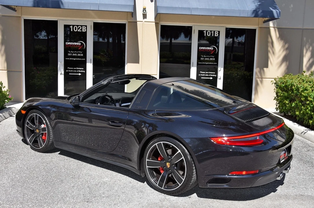 2017 Porsche 991 Targa 4 & 4S - Image 7 of 21