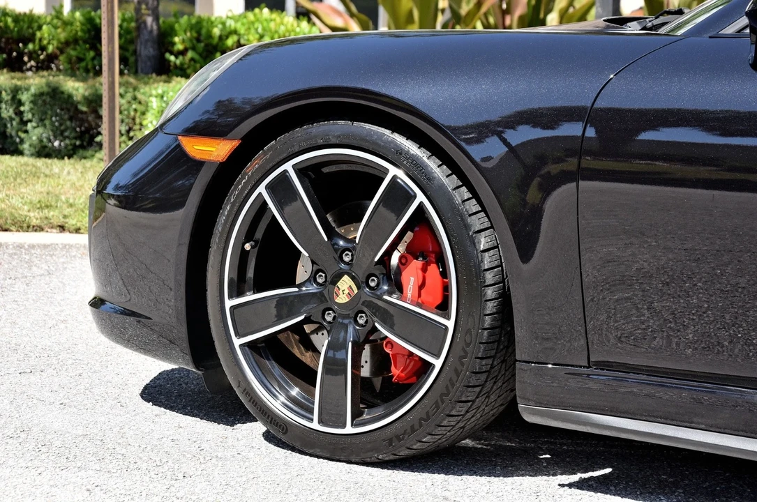 2017 Porsche 991 Targa 4 & 4S - Image 15 of 21