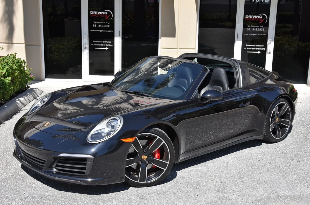 2017 Porsche 991 Targa 4 & 4S - Image 10 of 21