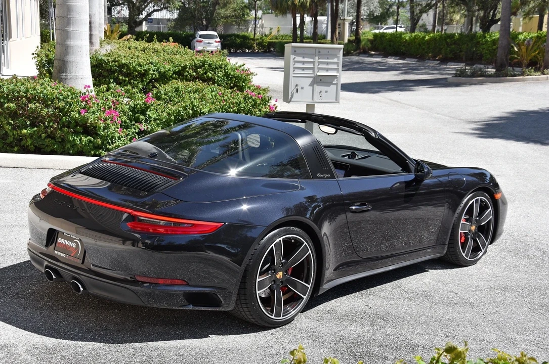 2017 Porsche 991 Targa 4 & 4S - Image 20 of 21