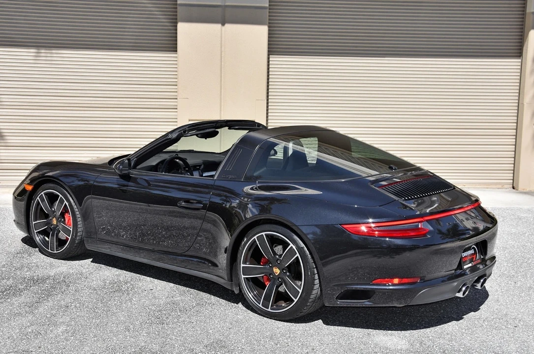 2017 Porsche 991 Targa 4 & 4S - Image 16 of 21