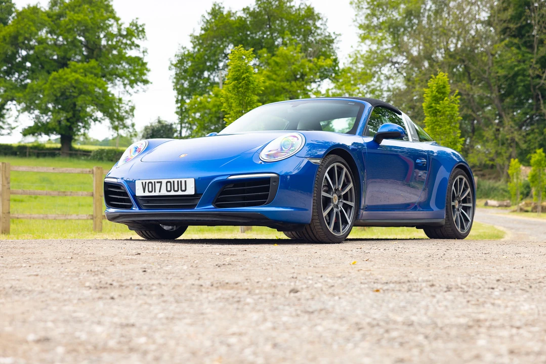 2017 Porsche 991 Targa 4 & 4S - Image 9 of 31