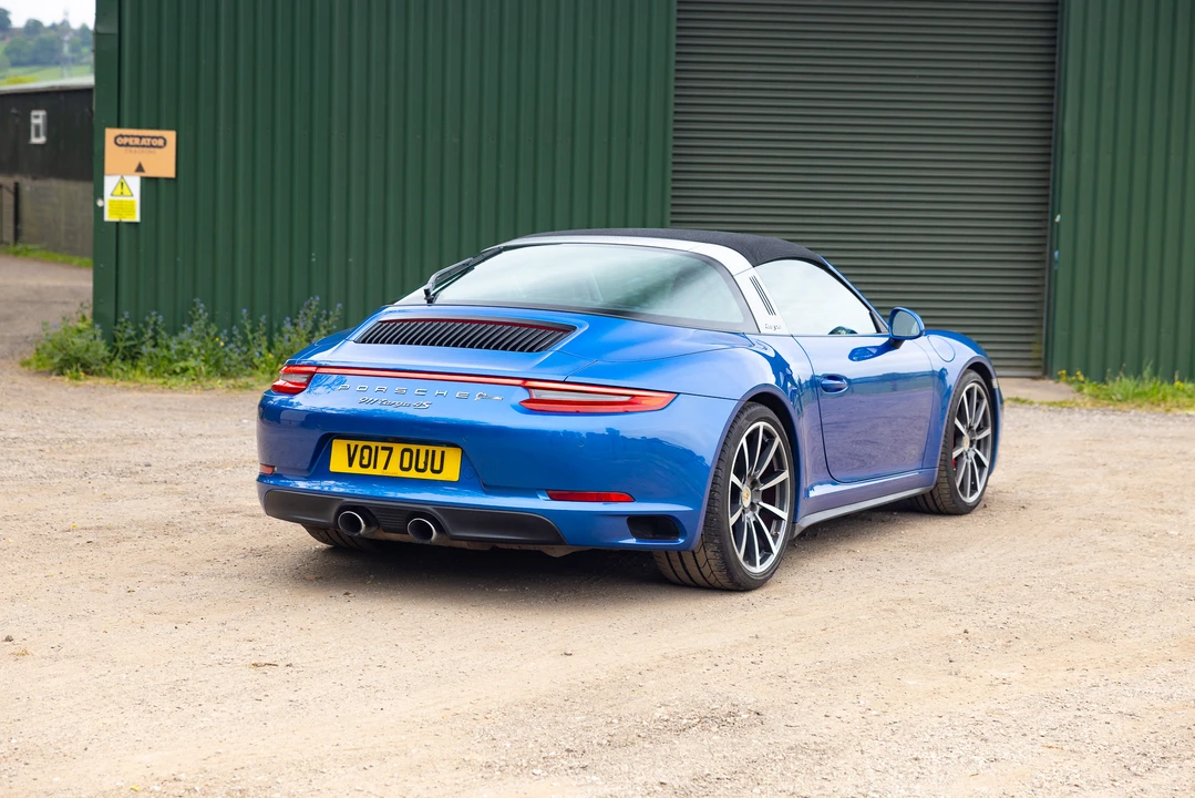 2017 Porsche 991 Targa 4 & 4S - Image 14 of 31