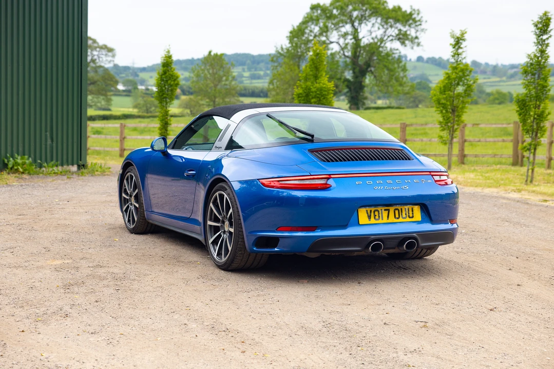 2017 Porsche 991 Targa 4 & 4S - Image 16 of 31