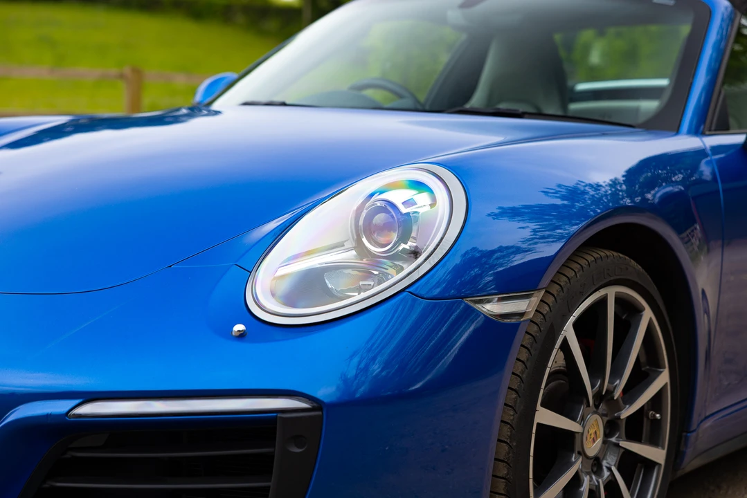 2017 Porsche 991 Targa 4 & 4S - Image 26 of 31